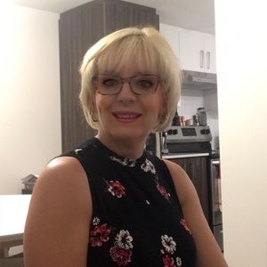 Meet your Posher, Suzanne